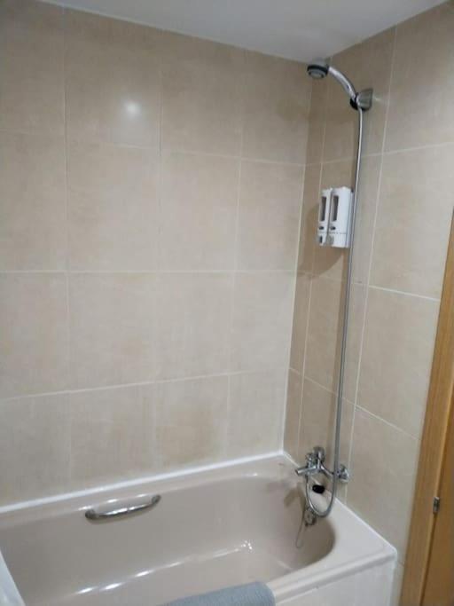 Amplio, Luminoso Y Confortable Cc Apartment *