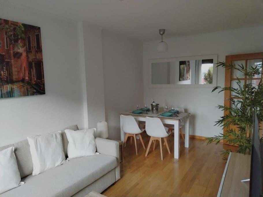 Amplio, Luminoso Y Confortable Cc Apartment *